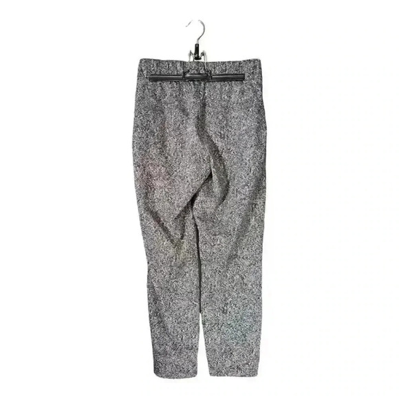 Lululemon On the Fly Pants 28" Full on Luxtreme Black White Jaquard Women's 4 - Picture 2 of 3